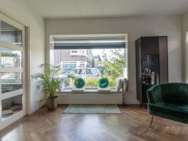 Helmholtzstraat 1, Amsterdam
