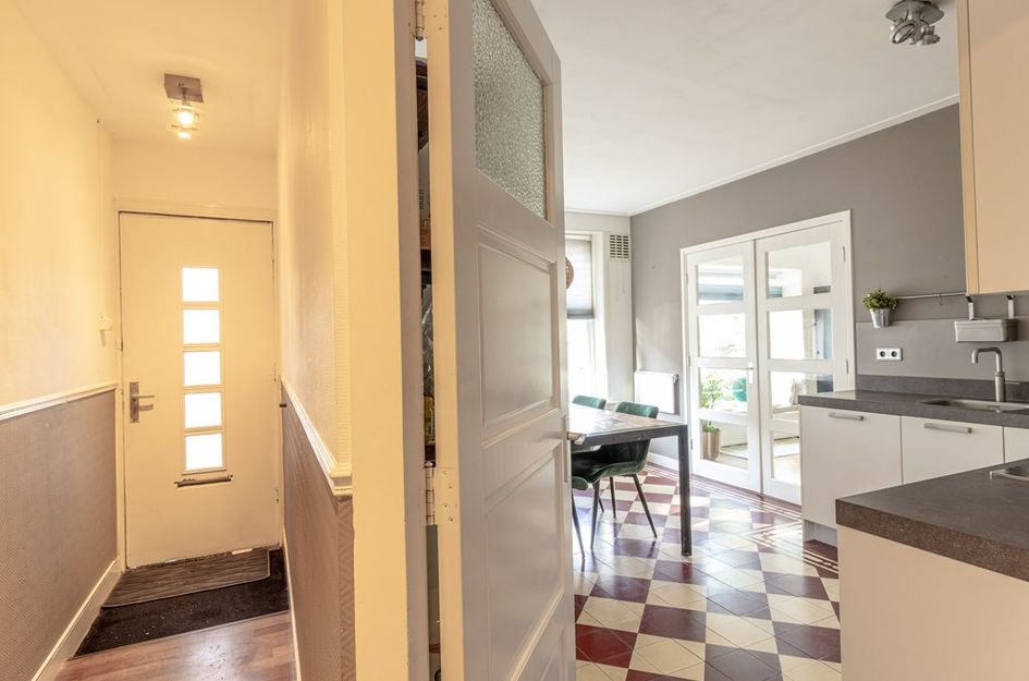 Helmholtzstraat 1