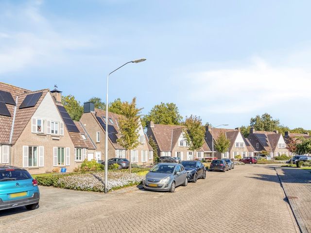 Newtonlaan 52, Vlijmen