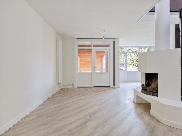Langdonk 75, Breda