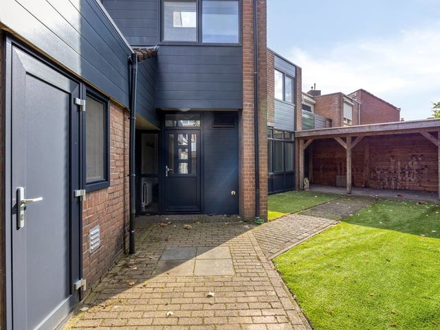 Langdonk 75, Breda