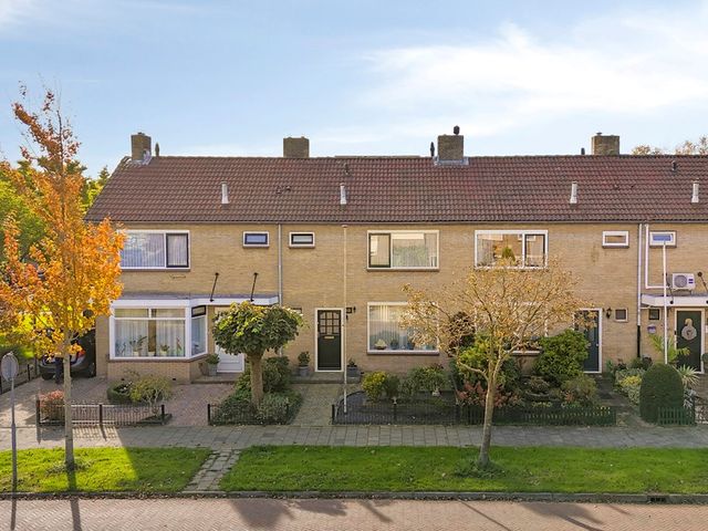 Almarestraat 10, Bunschoten-Spakenburg