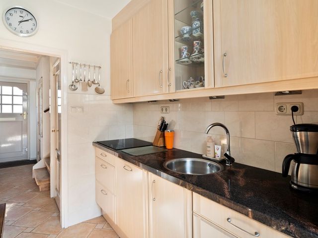 Almarestraat 10, Bunschoten-Spakenburg