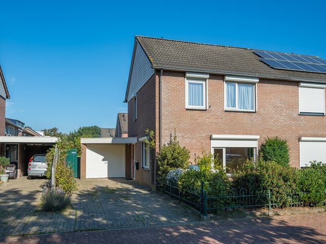 Gaffeldreef 25, Doetinchem