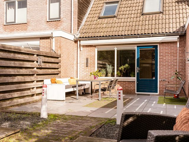 Hollandse Aak 16, Velserbroek