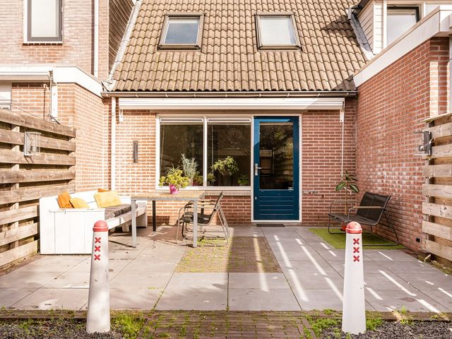 Hollandse Aak 16, Velserbroek