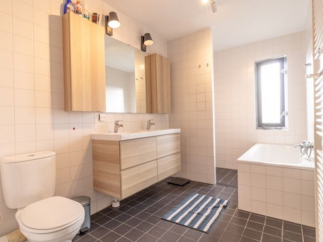 Zwanebloemlaan 312, Amsterdam