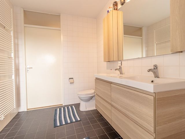Zwanebloemlaan 312, Amsterdam