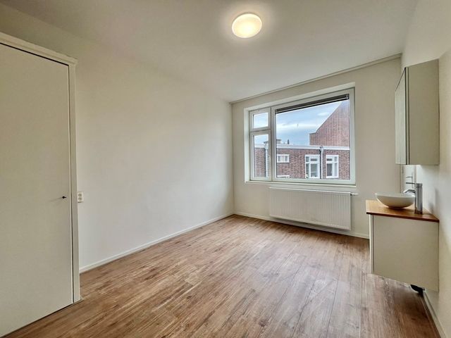 Admiraal de Ruyterweg 36D, Rotterdam