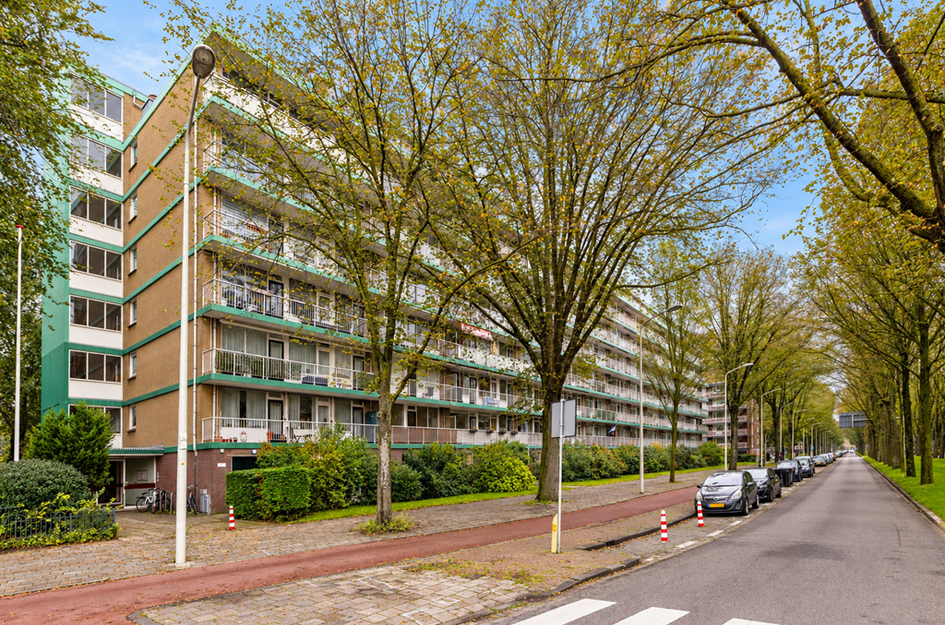Volendamlaan 797