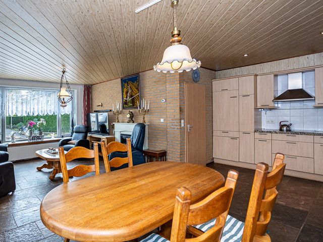 Kruispad 30, Groesbeek
