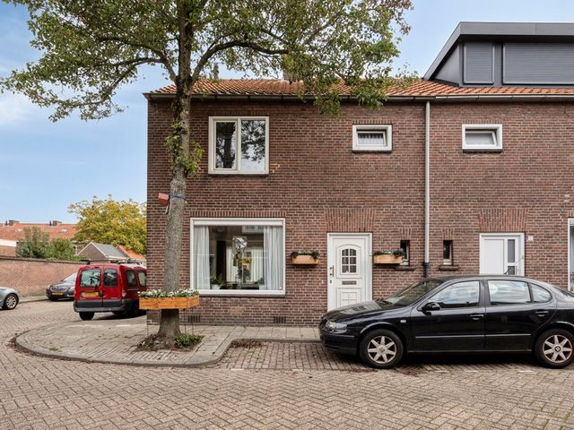 Willem Knuttelstraat 26, Tilburg