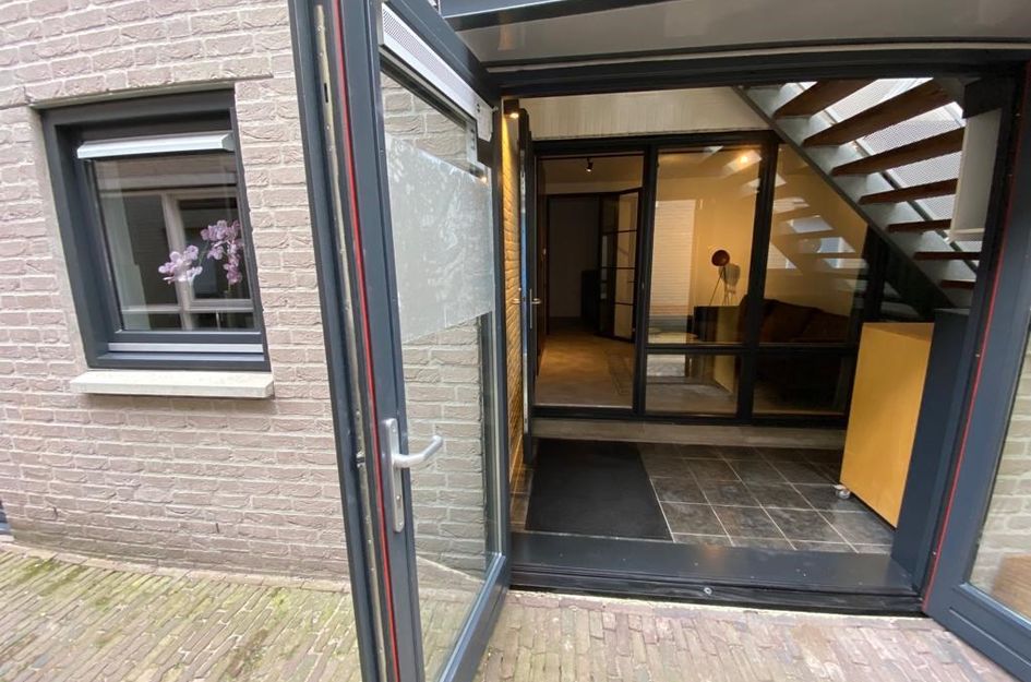 Sint Andriesstraatje 1E