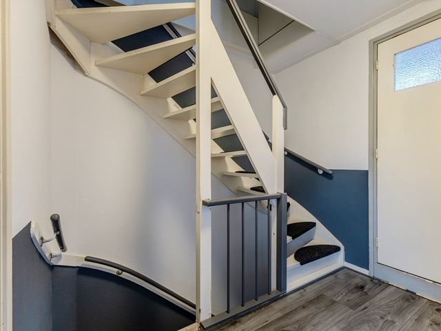 Vederdistelstraat 12, Krommenie