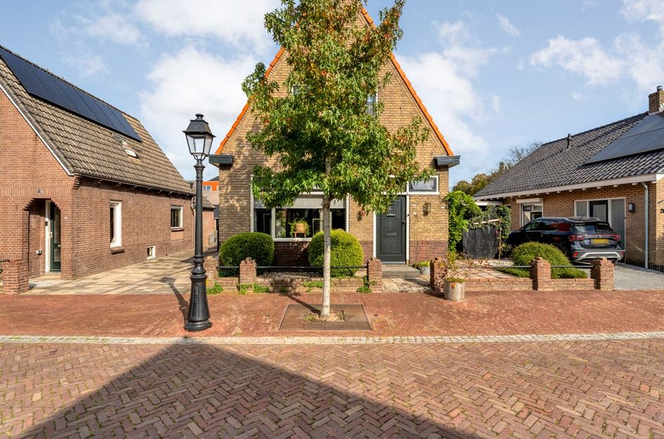 Burg van Riemsdijkstraat 18