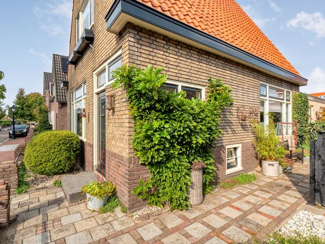 Burg van Riemsdijkstraat 18, Gramsbergen