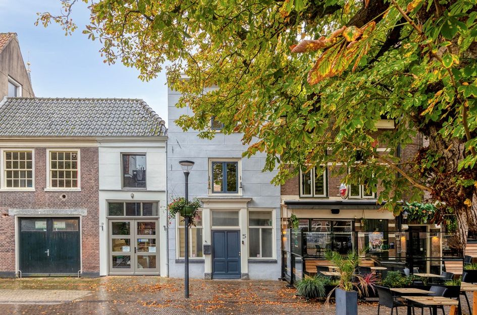 Varkenmarkt 5