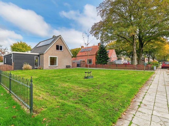 Raadhuisstraat 34, Blijham