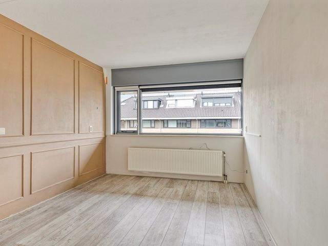 Duizendschoon 43, Hendrik-Ido-Ambacht