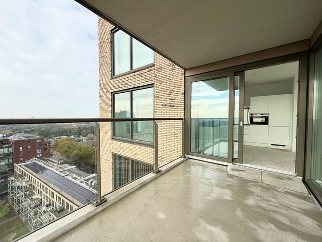Escamplaan 868U, Den Haag