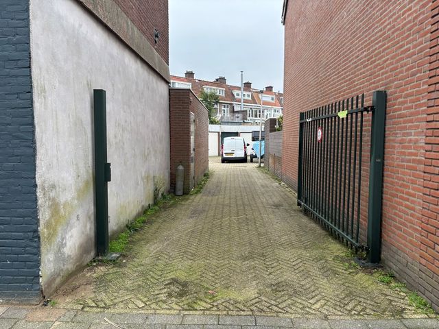 Van Oosterwijk Bruynstr 3M, 's-Gravenhage