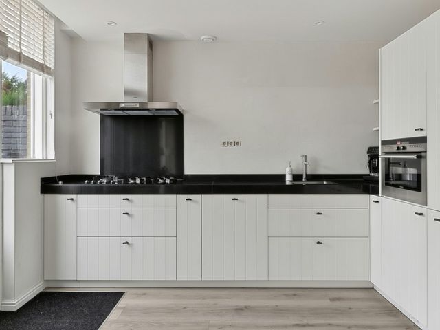 Waterhoenstraat 8, Zwijndrecht