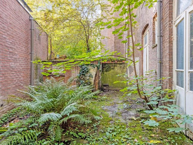Eerste Ceramstraat 1 1, Amsterdam