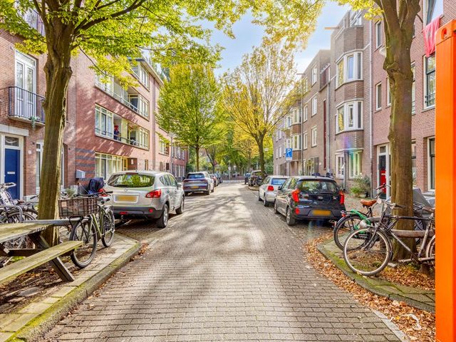 Eerste Ceramstraat 1 1, Amsterdam