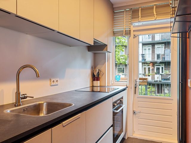 Bos en Lommerweg 14H, Amsterdam