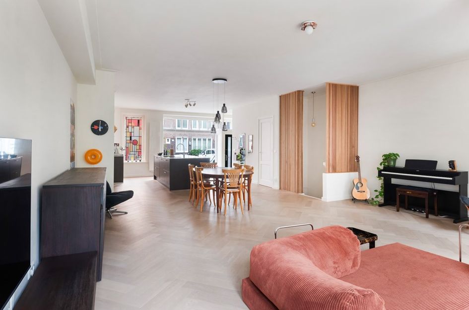 Witte de Withstraat 22AH