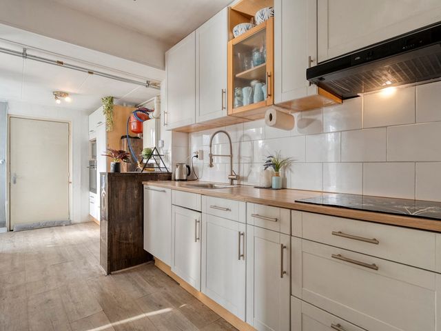 Baarlelaan 36, Hoogeveen
