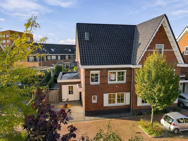 Tusschen beide Wegen 3, Rijnsburg