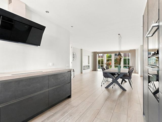 Tusschen beide Wegen 3, Rijnsburg