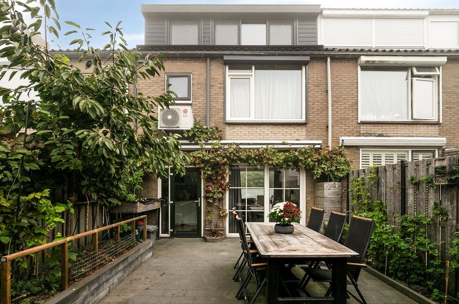 Prins Bernhardstraat 5