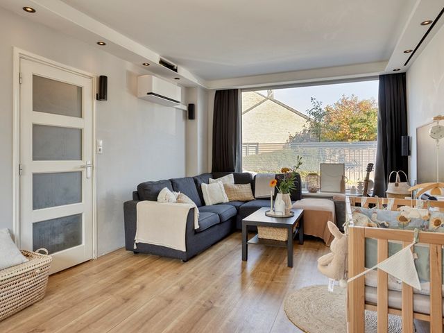 Prins Bernhardstraat 5, Arkel