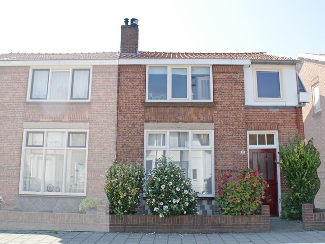 Tramstraat 23, Terneuzen