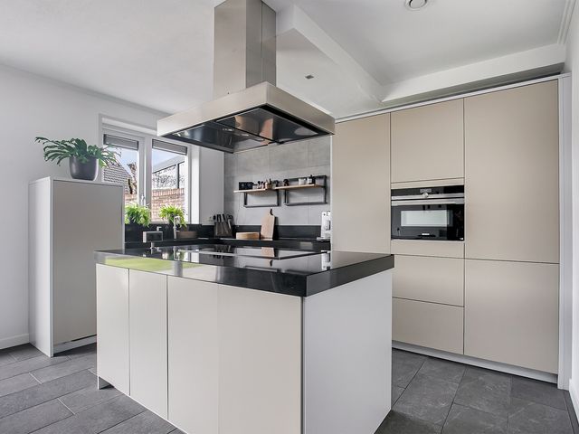 Tapijtschelp 10, Terneuzen