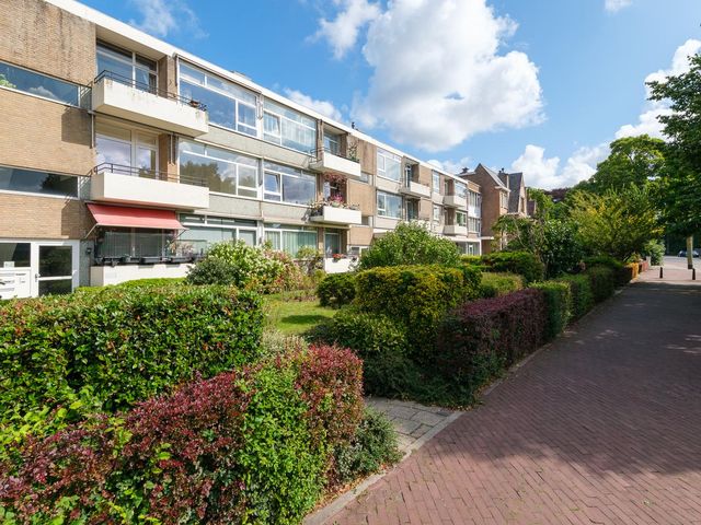 Loosduinse Hoofdstraat 141, 'S-Gravenhage