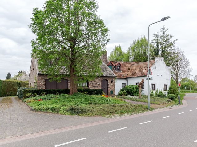 Meerstraat 1, Bunde