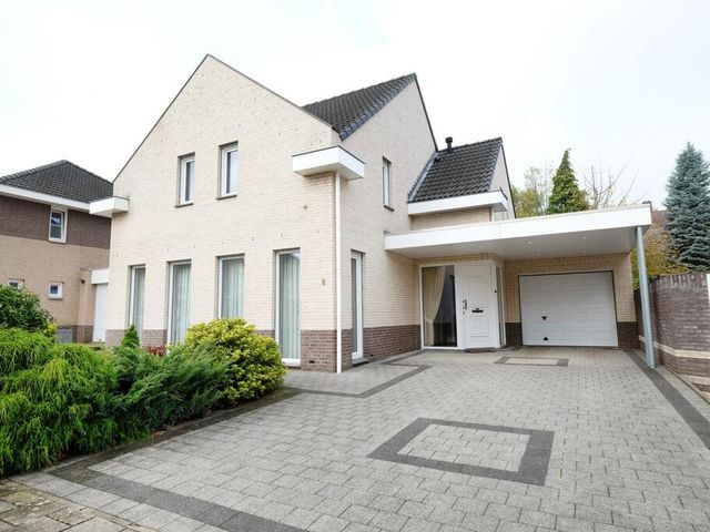 Aristotelesstraat 8, Brunssum