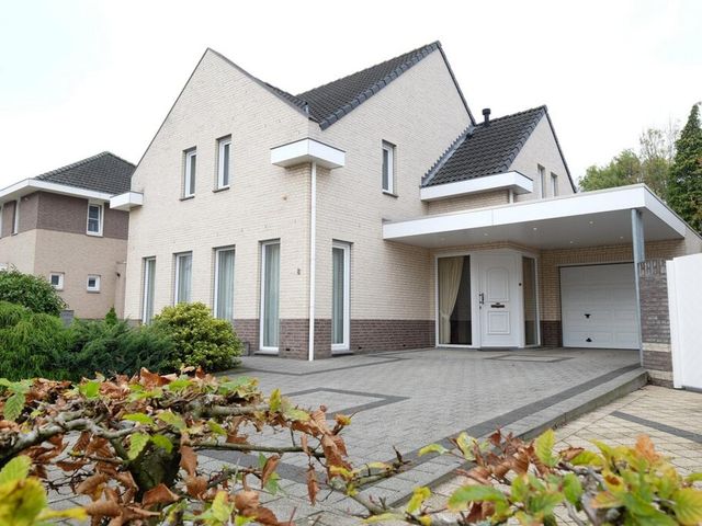 Aristotelesstraat 8, Brunssum