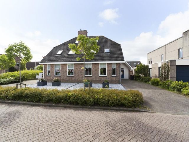 Huijgendijk 14, Wervershoof