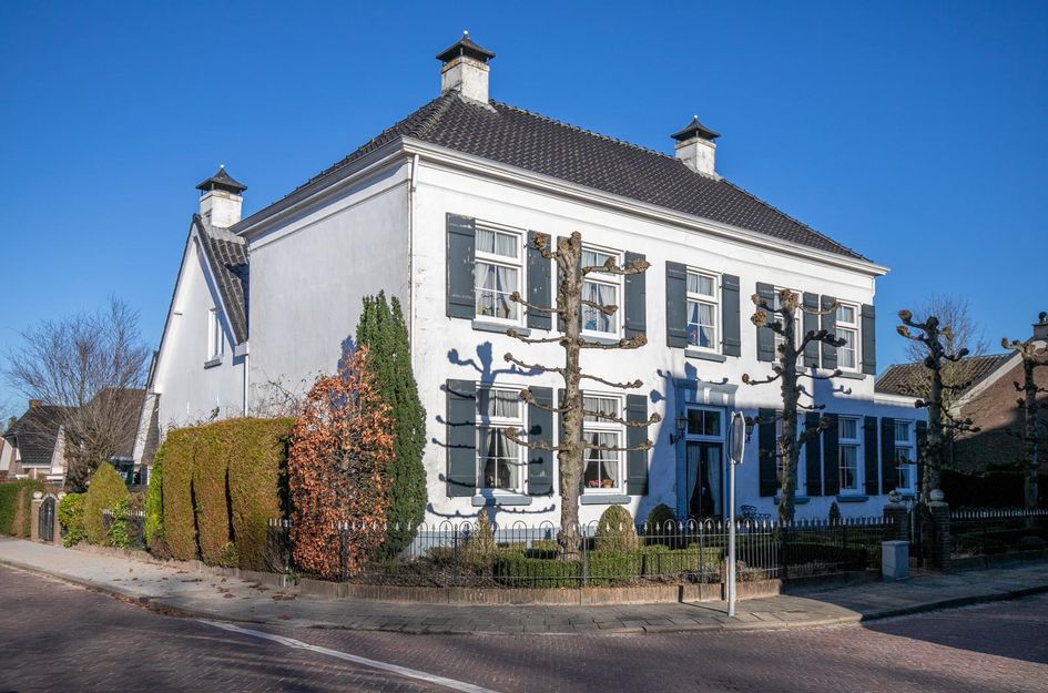 Schoolstraat 24