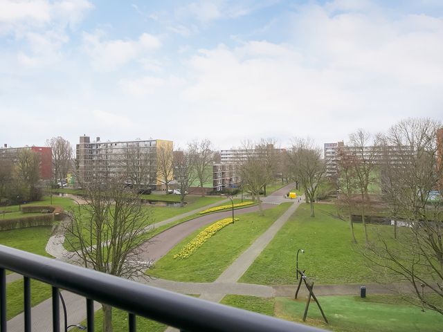 Sem Dresdenplein 122, Schiedam