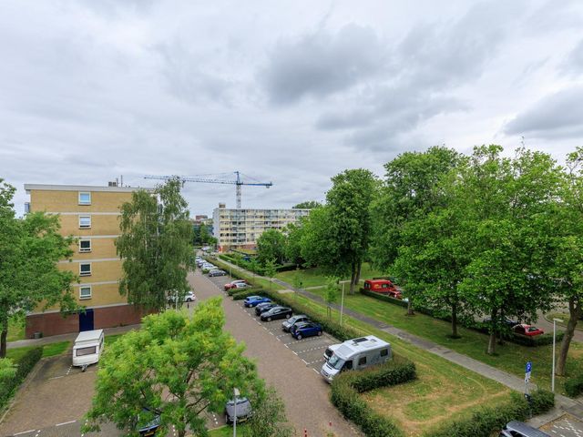 Merelstraat 135, Leiderdorp