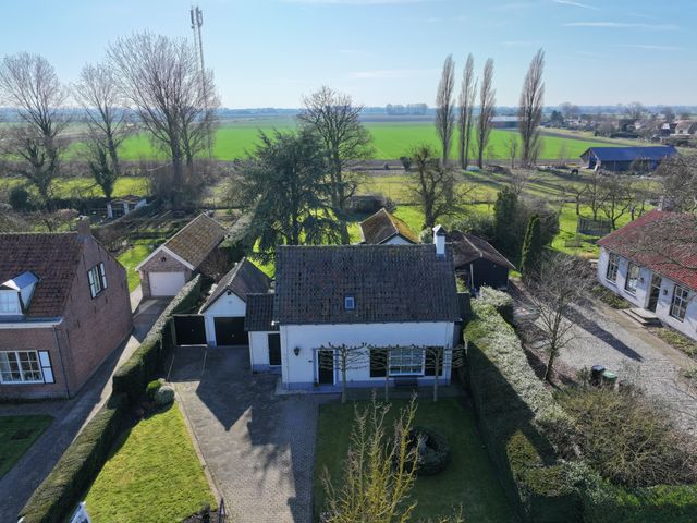 Oostburgsestraat 10A, Zuidzande