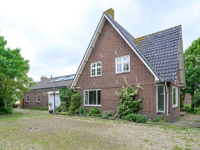 Wallerweg 17, Breezand