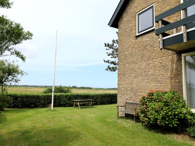 Botjelandweg 9, Midsland