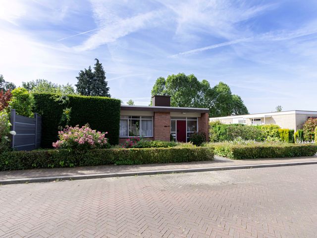 Deken van Ormelingenstraat 11, Kerkrade