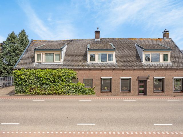 Driehoefijzersstraat 43, Zevenbergschen Hoek